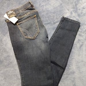 Hollister low rise super skinny jeans